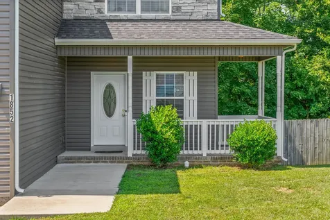 1852 Rains Road Clarksville TN 37042