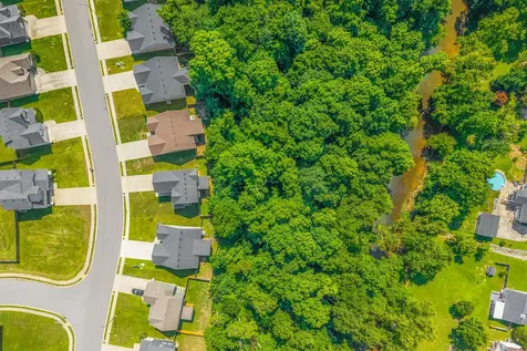 1852 Rains Road Clarksville TN 37042