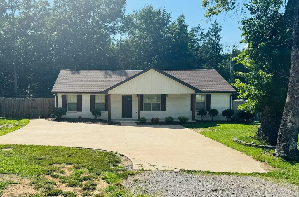 3316 Hunters Point Pike Lebanon TN 37087