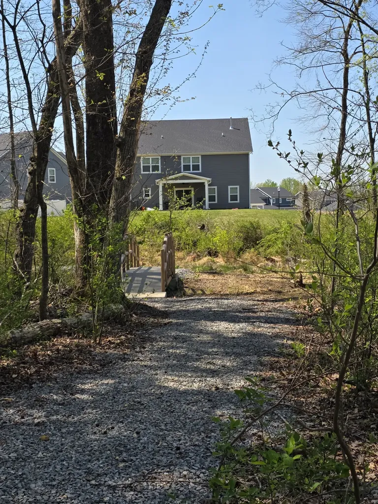 369 Springbrook Boulevard White House TN 37188
