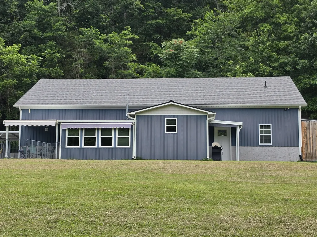 448 Osage Lane Bradyville TN 37026