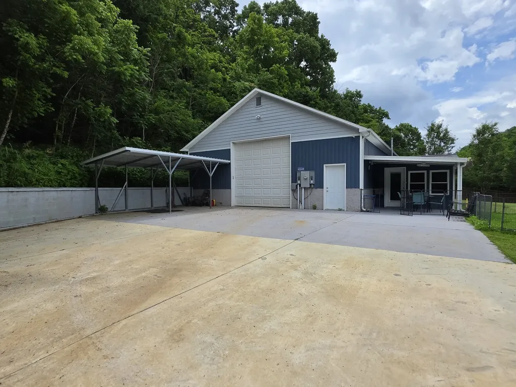 448 Osage Lane Bradyville TN 37026