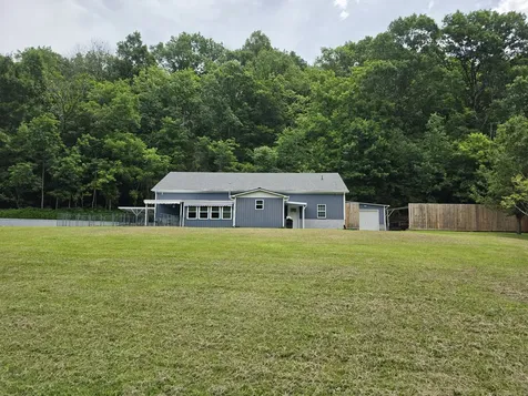 448 Osage Lane Bradyville TN 37026