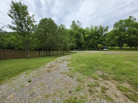 448 Osage Lane Bradyville TN 37026