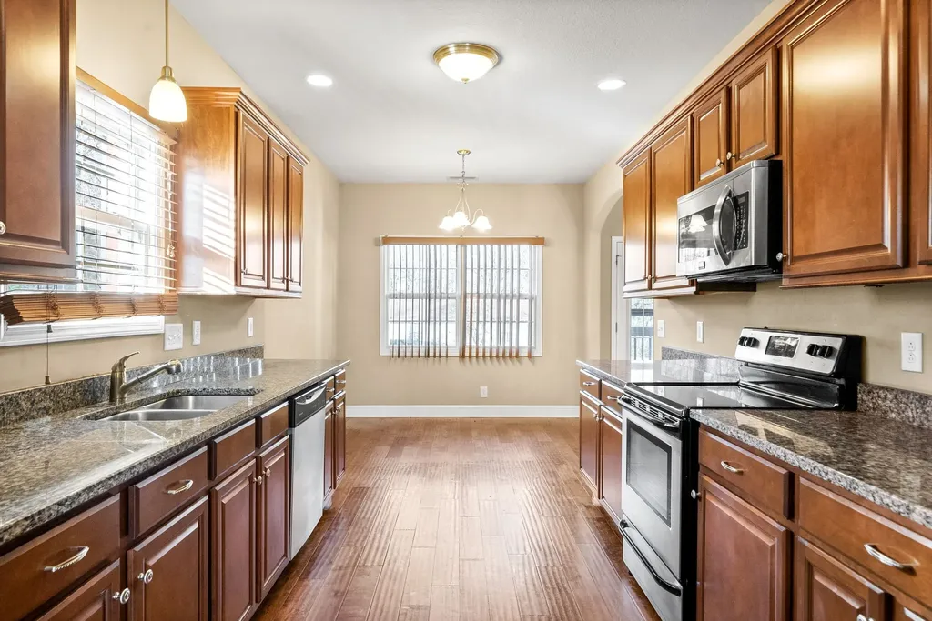 955 Terraceside Circle Clarksville TN 37040