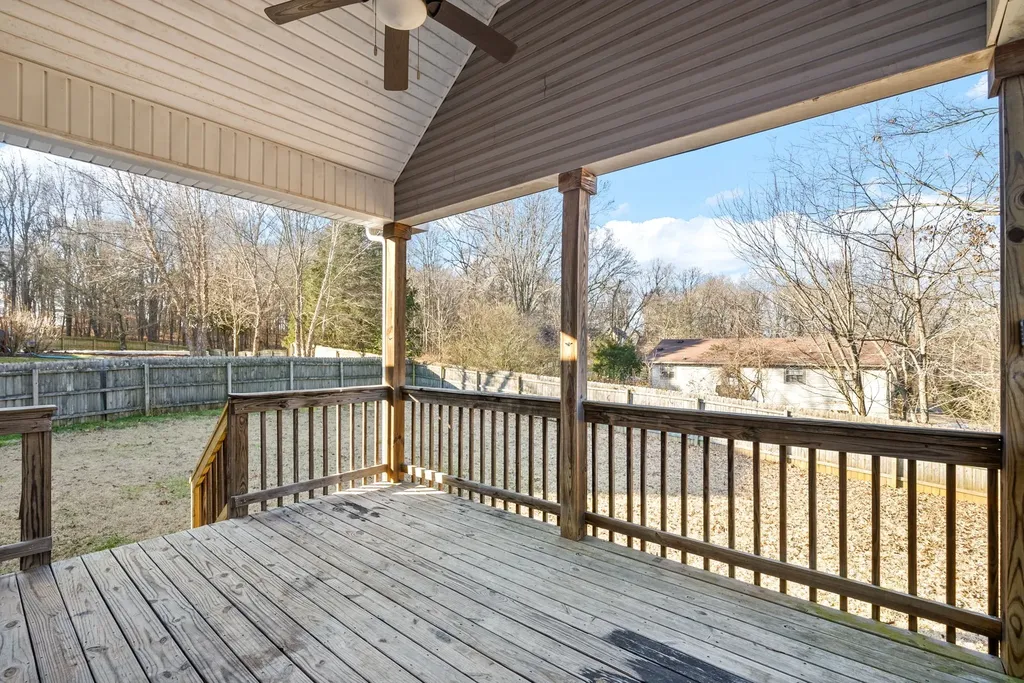 955 Terraceside Circle Clarksville TN 37040