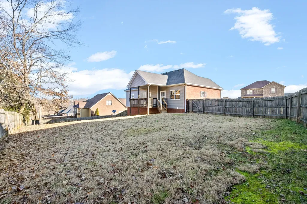 955 Terraceside Circle Clarksville TN 37040