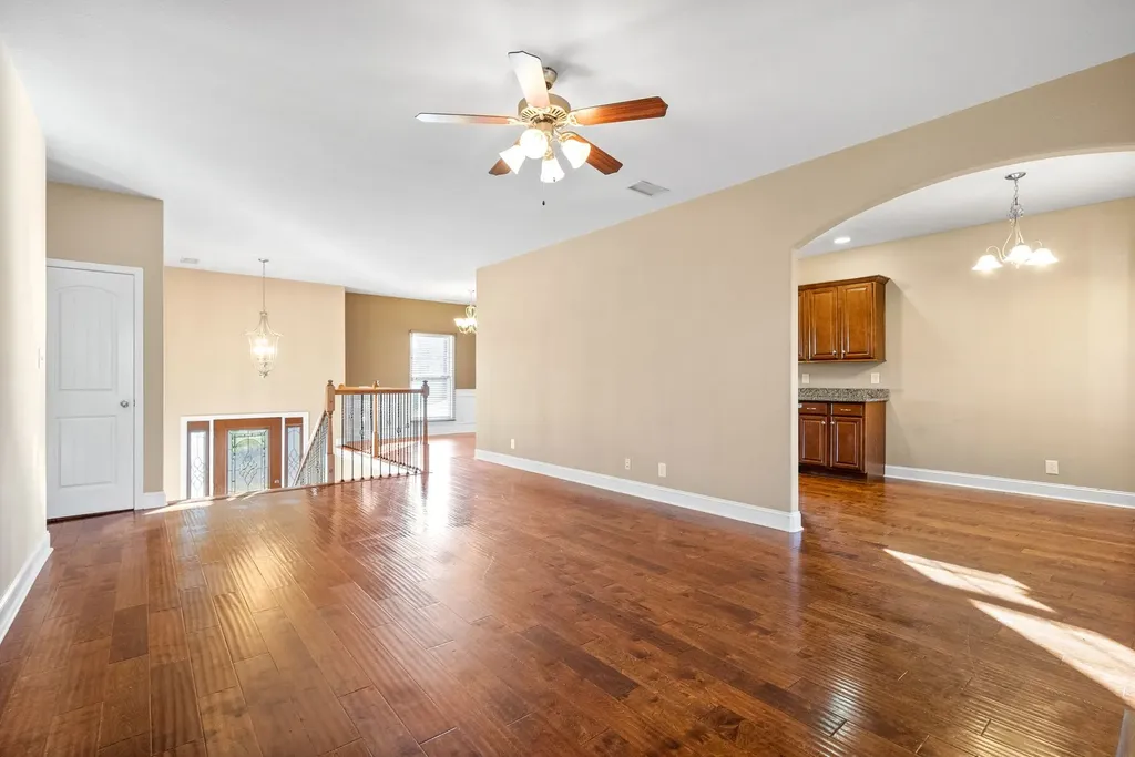 955 Terraceside Circle Clarksville TN 37040
