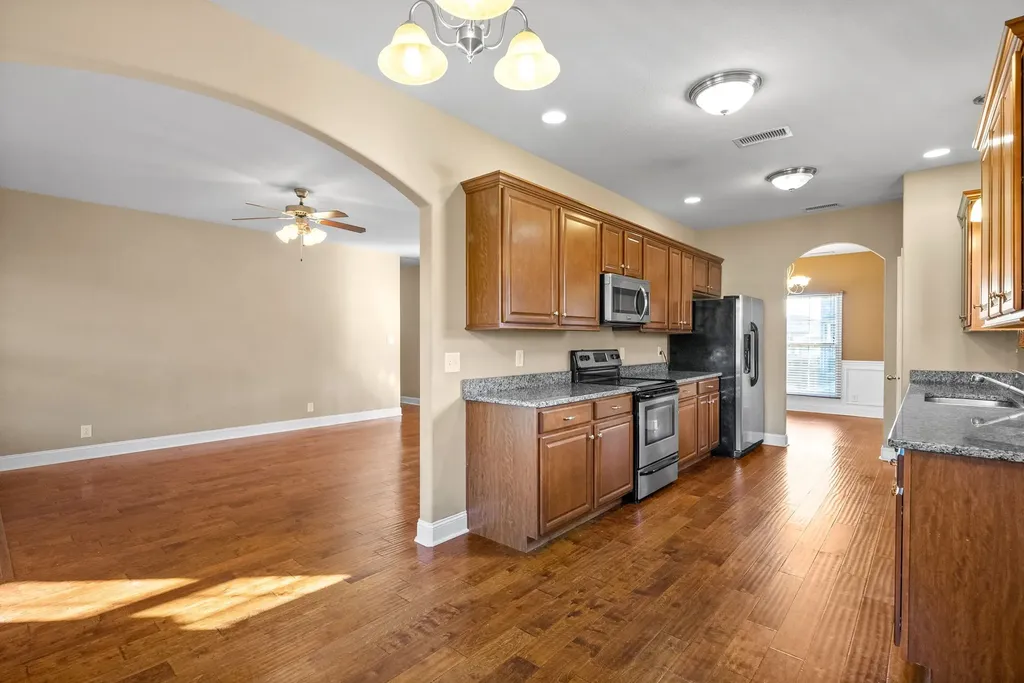 955 Terraceside Circle Clarksville TN 37040
