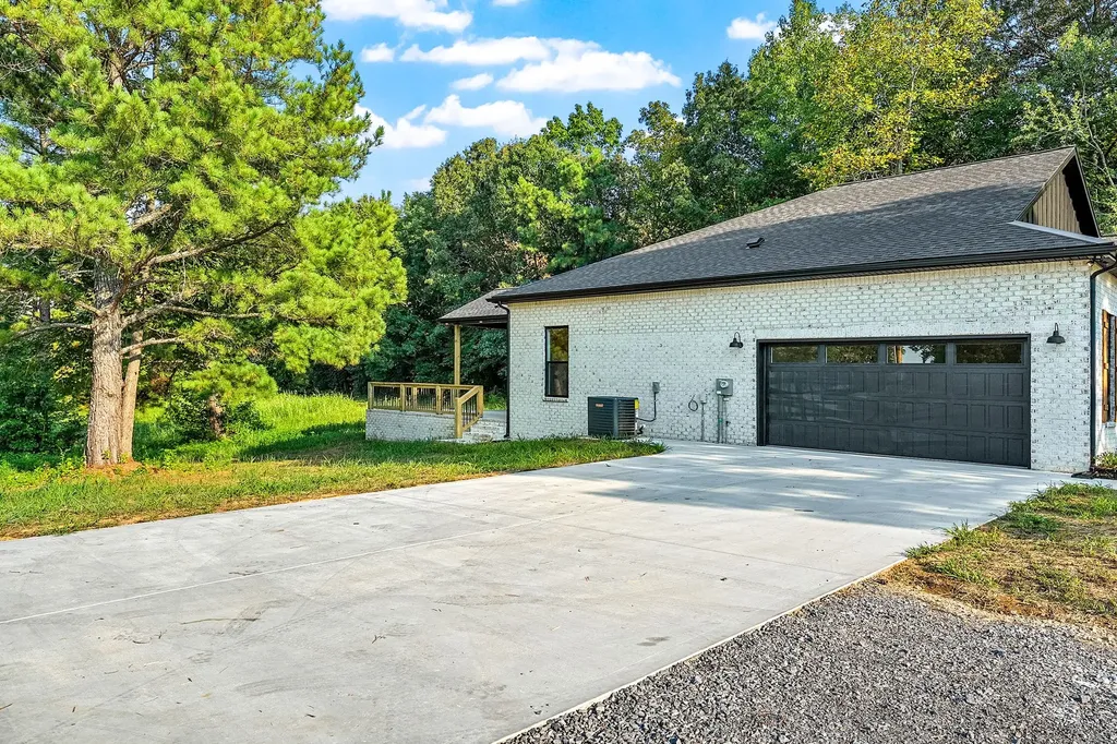 458 Norris Hancock Road Big Rock TN 37023