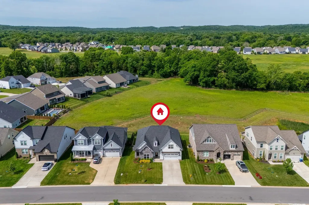 1418 Proprietors Place Murfreesboro TN 37128
