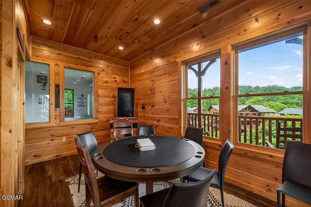 776 Mountain Stream Way Gatlinburg TN 37738