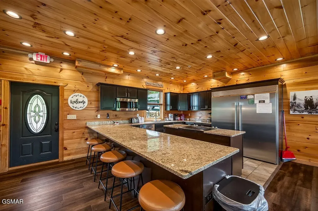 776 Mountain Stream Way Gatlinburg TN 37738