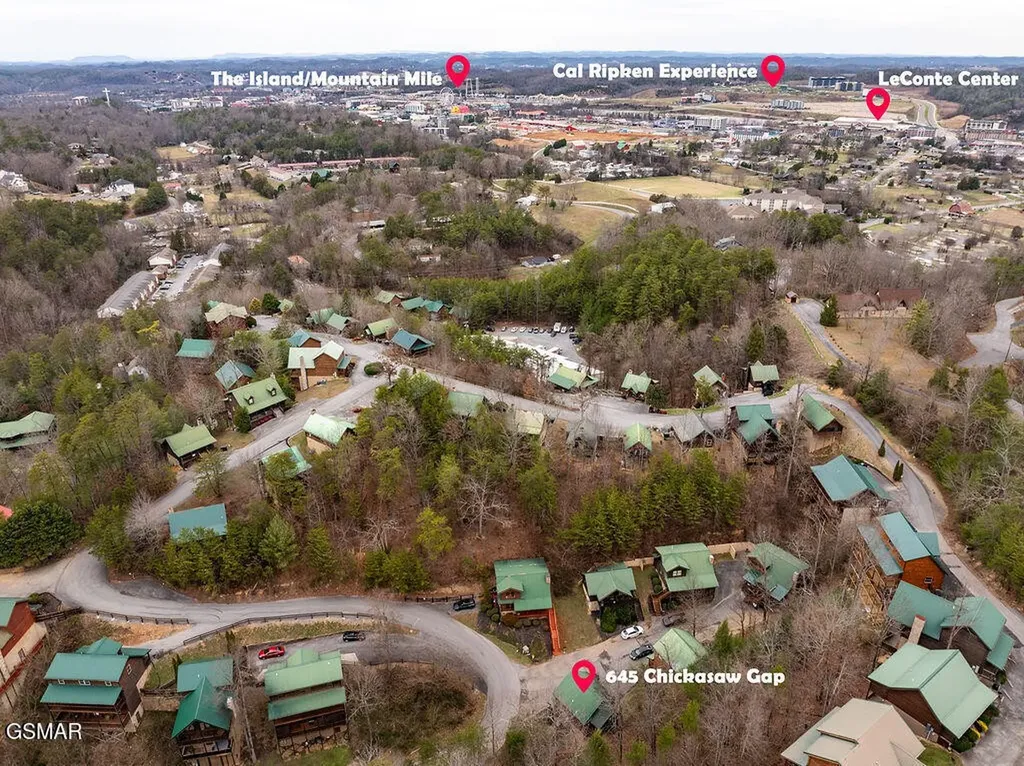 645 Chickasaw Gap Way Pigeon Forge TN 37863