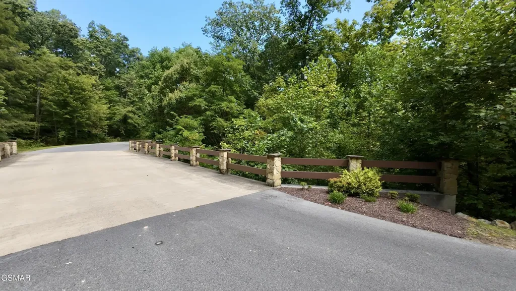 154 Summit Trails Drive Sevierville TN 37862