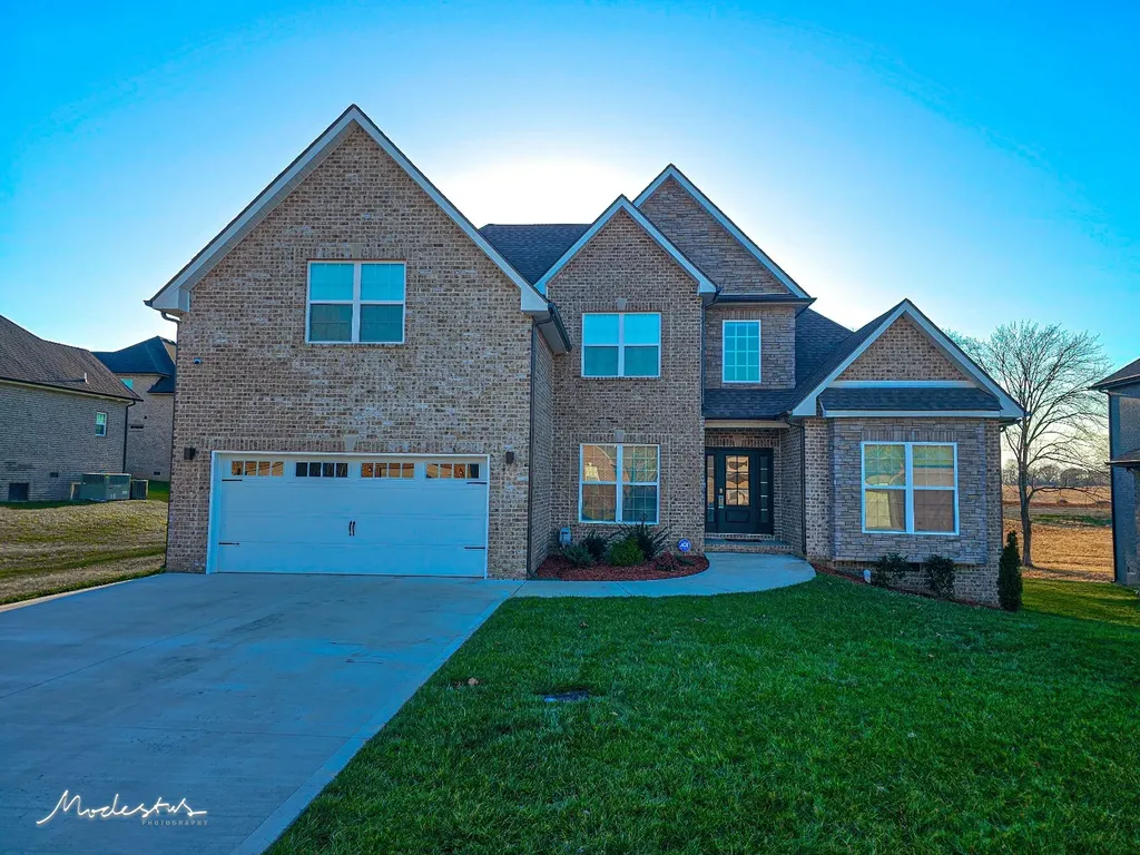 1718 Oak Forest Drive Clarksville TN 37043