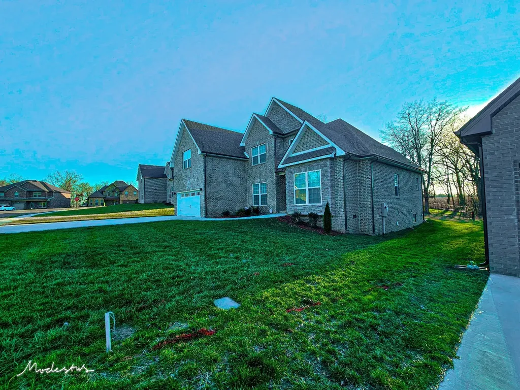 1718 Oak Forest Drive Clarksville TN 37043