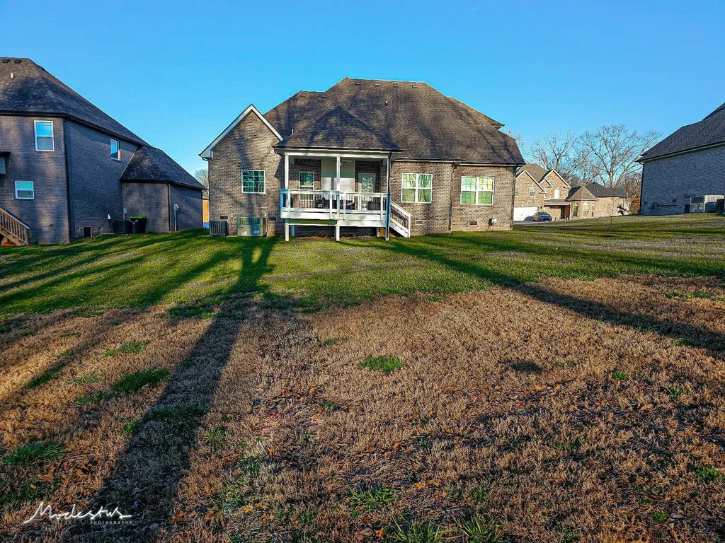 1718 Oak Forest Drive Clarksville TN 37043