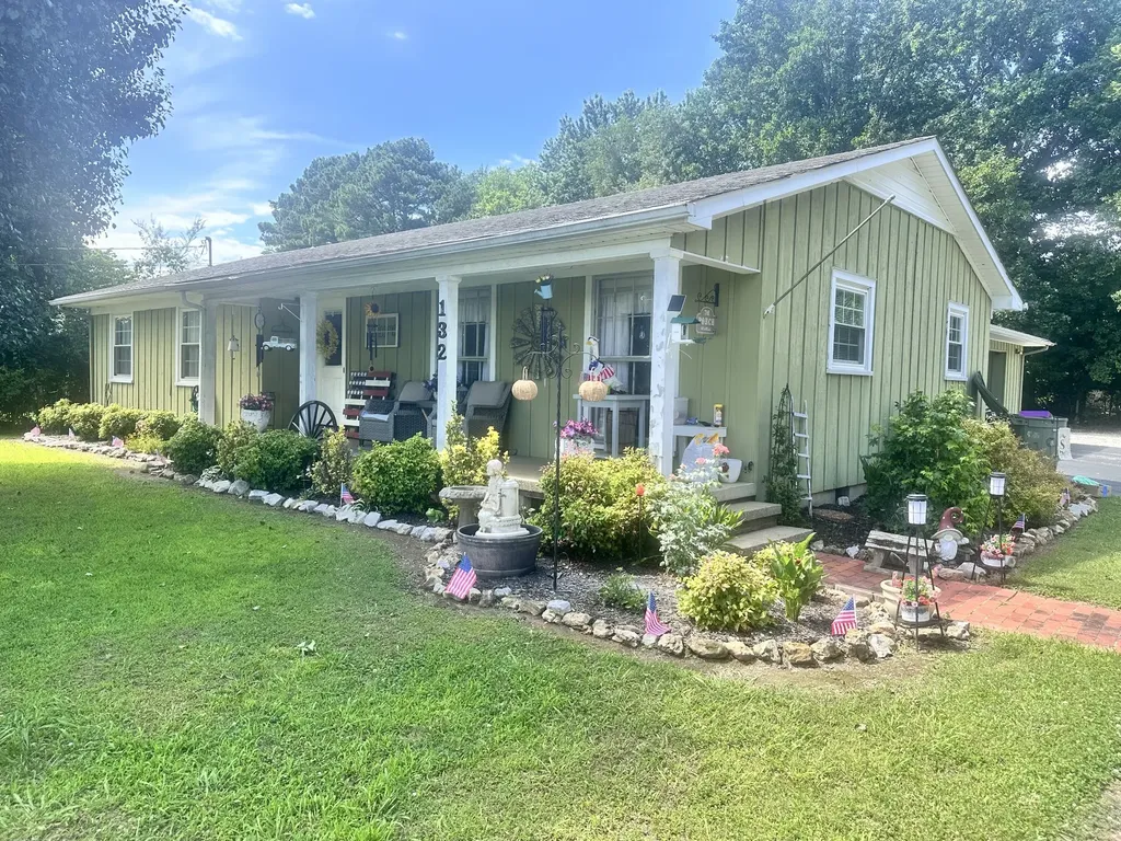 132 Jackson Street Lawrenceburg TN 38464