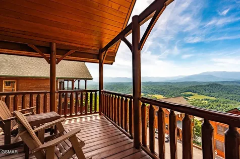 2214 Towering Hemlock Drive Sevierville TN 37876