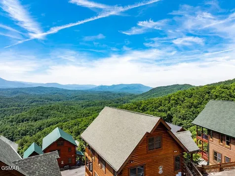 2214 Towering Hemlock Drive Sevierville TN 37876