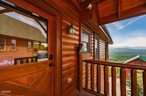 2214 Towering Hemlock Drive Sevierville TN 37876
