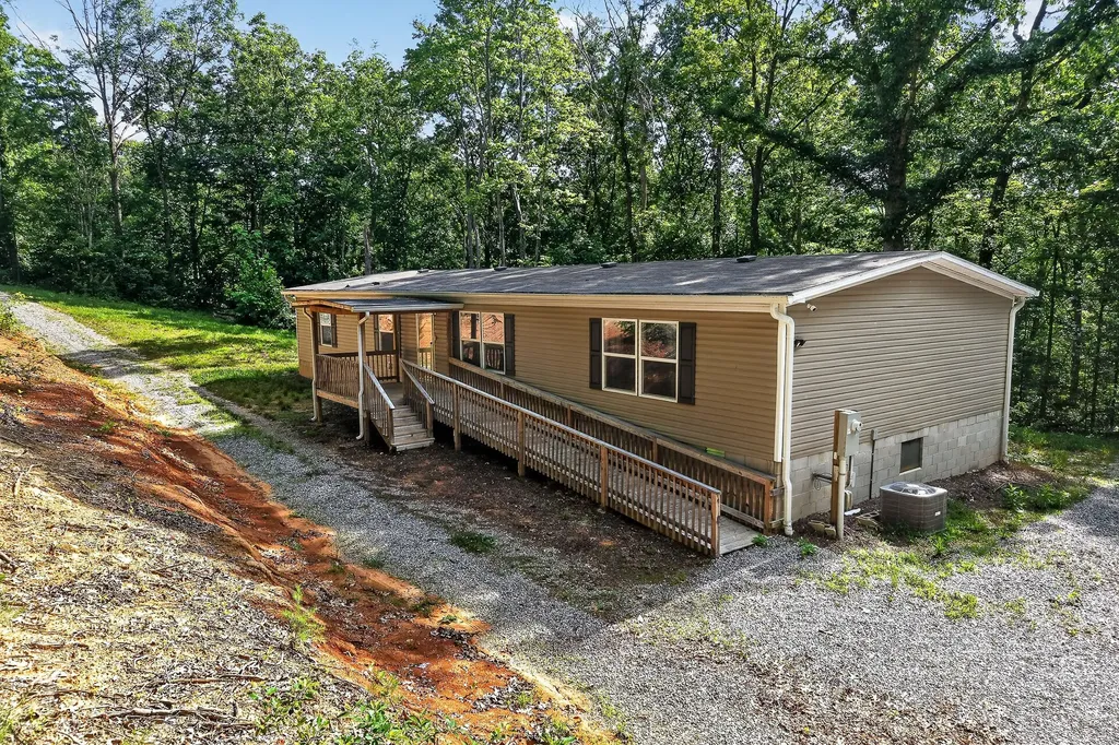 67 Medical Circle Spencer TN 38585