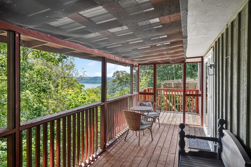 241 Nautilus Point Silver Point TN 38582