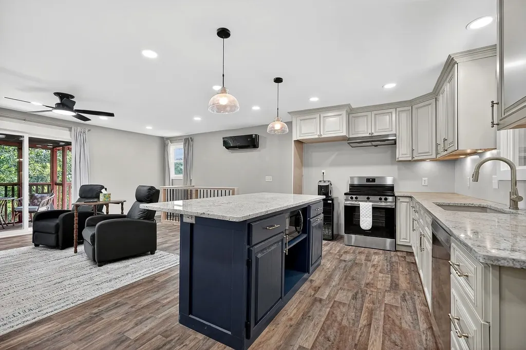 241 Nautilus Point Silver Point TN 38582