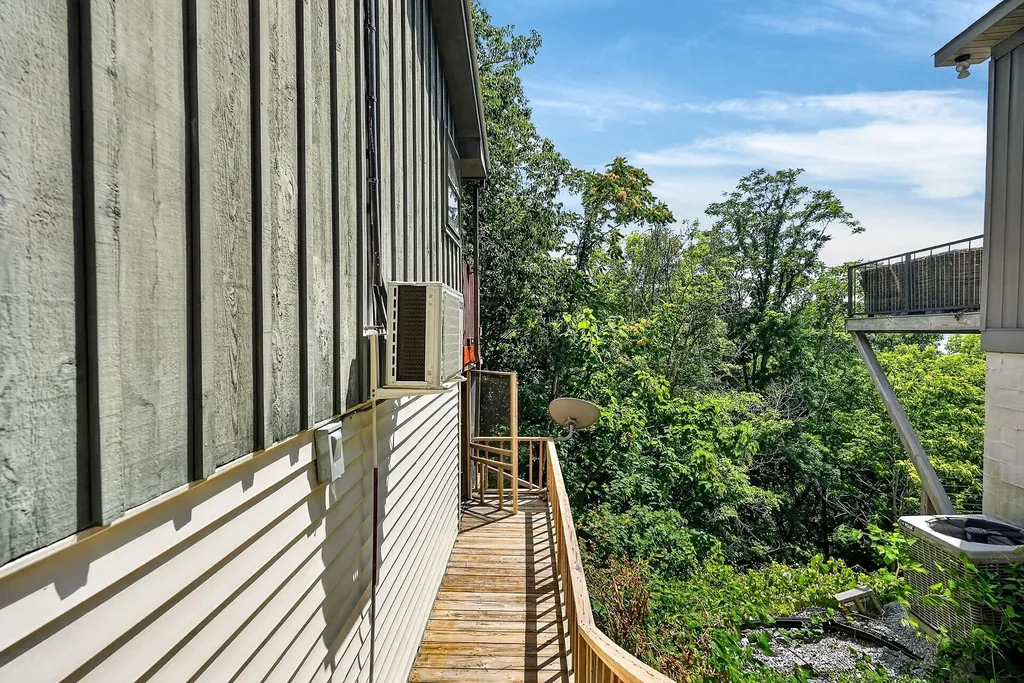 241 Nautilus Point Silver Point TN 38582
