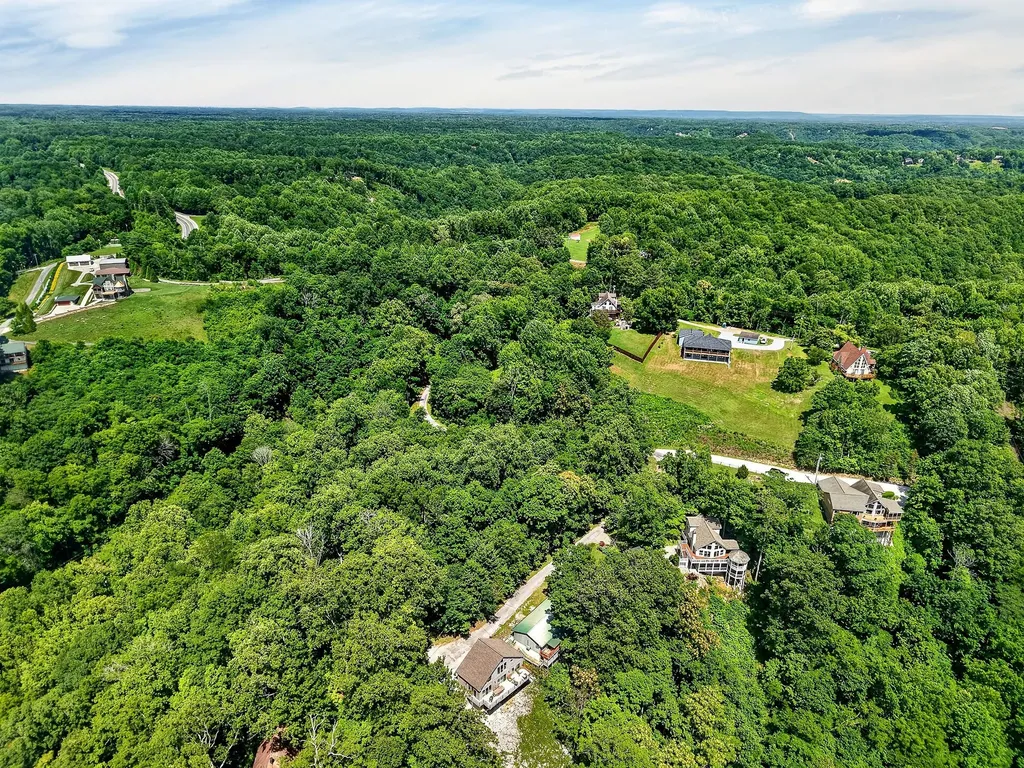 241 Nautilus Point Silver Point TN 38582