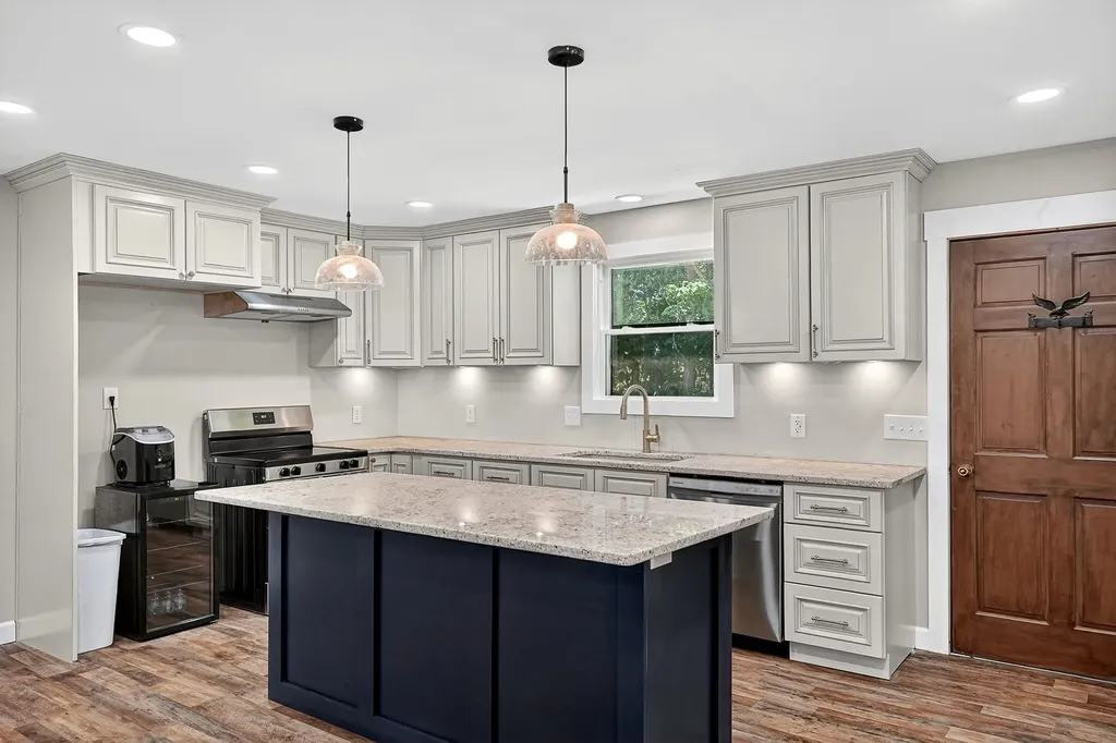 241 Nautilus Point Silver Point TN 38582
