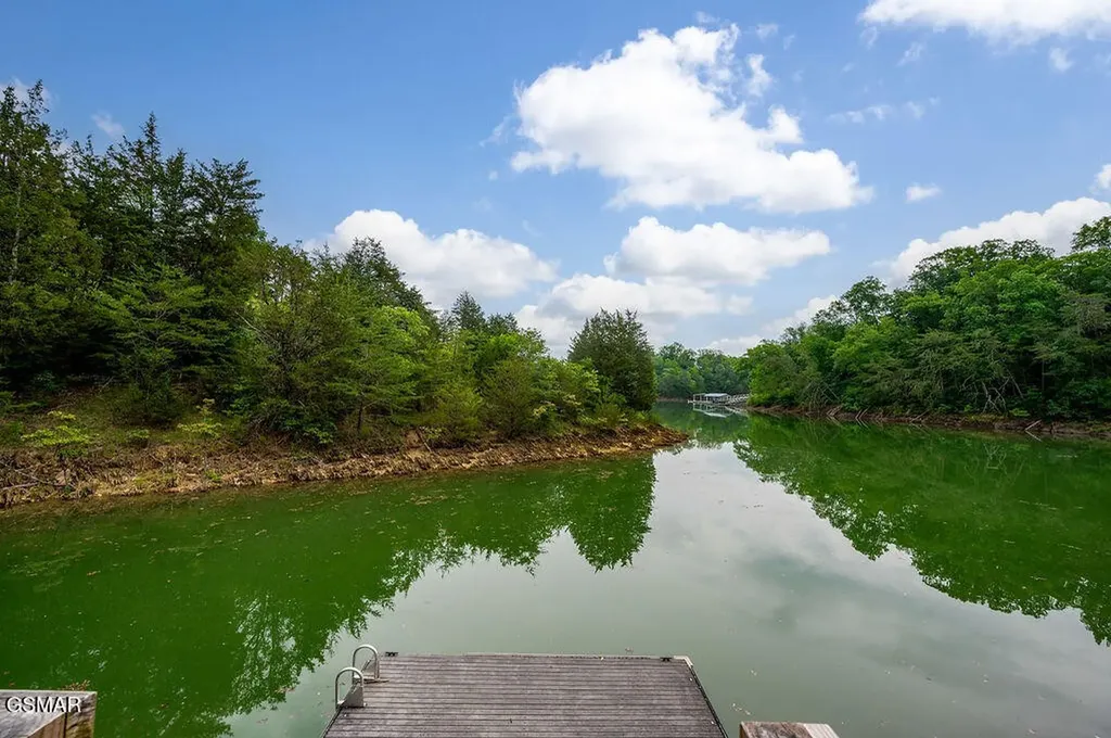 2350 Kerr Road Sevierville TN 37876