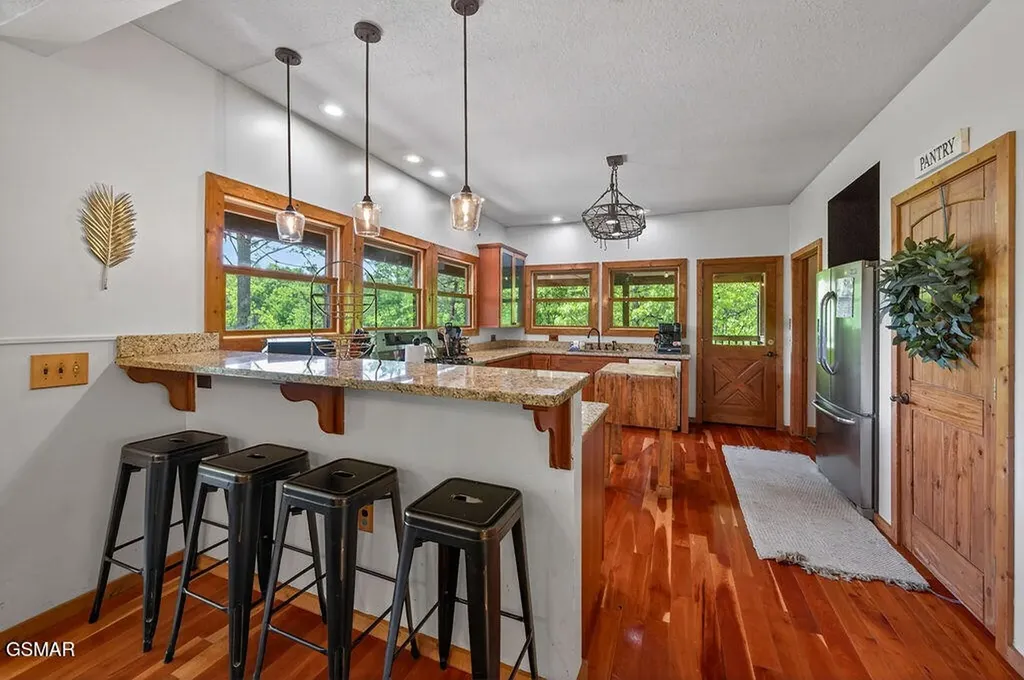 967 Scenic Trail Gatlinburg TN 37738