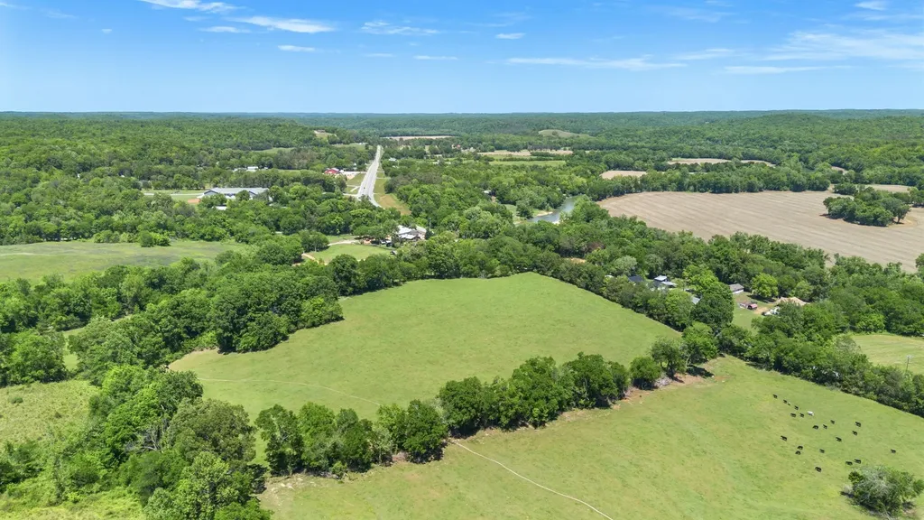 0 Highway 13 Linden TN 37096