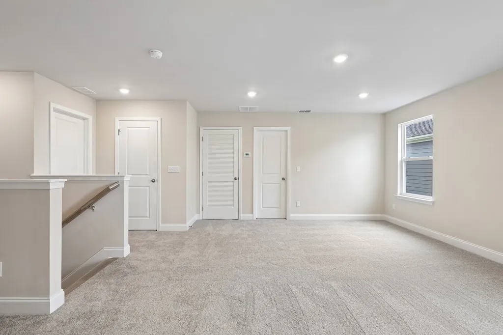 1087 Large Poppy Drive La Vergne TN 37086