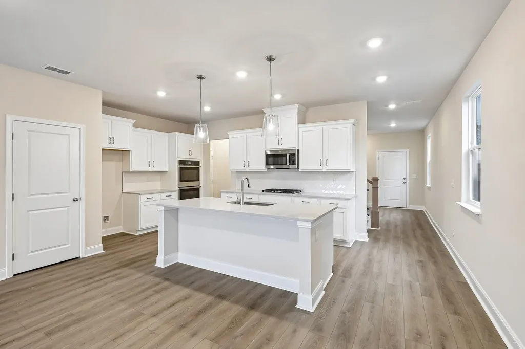 1087 Large Poppy Drive La Vergne TN 37086