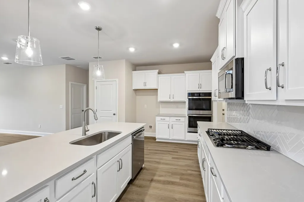 1087 Large Poppy Drive La Vergne TN 37086