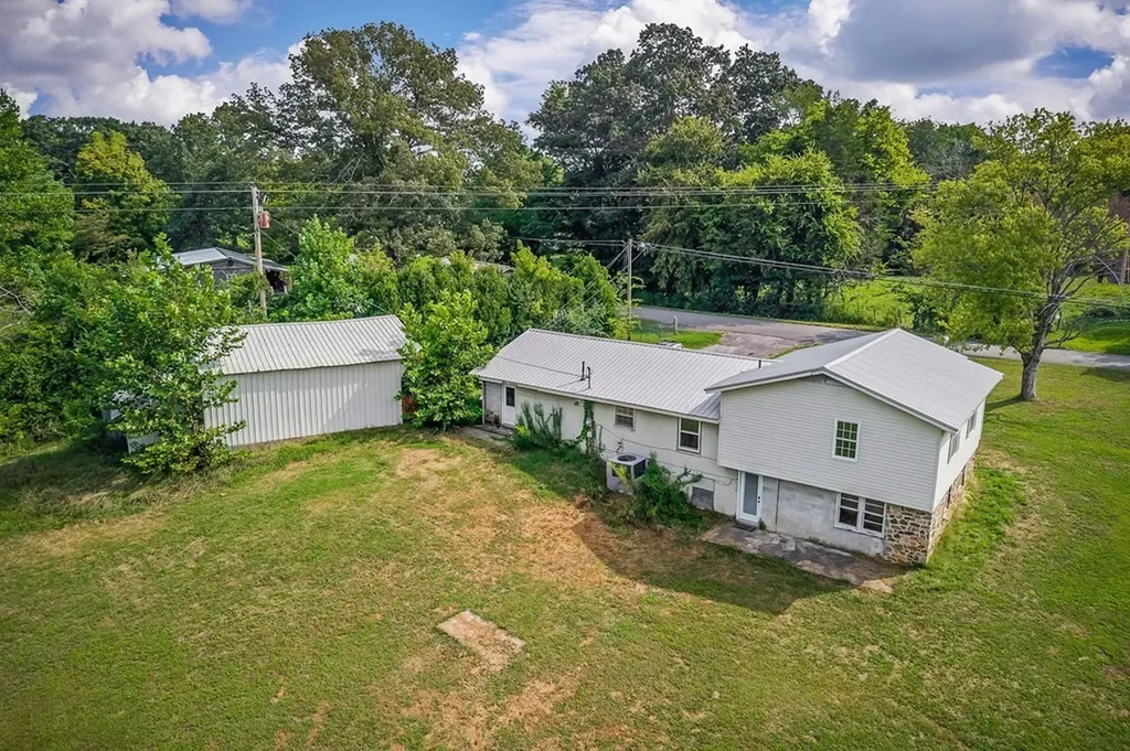 87 Camp Overton Road Rock Island TN 38581