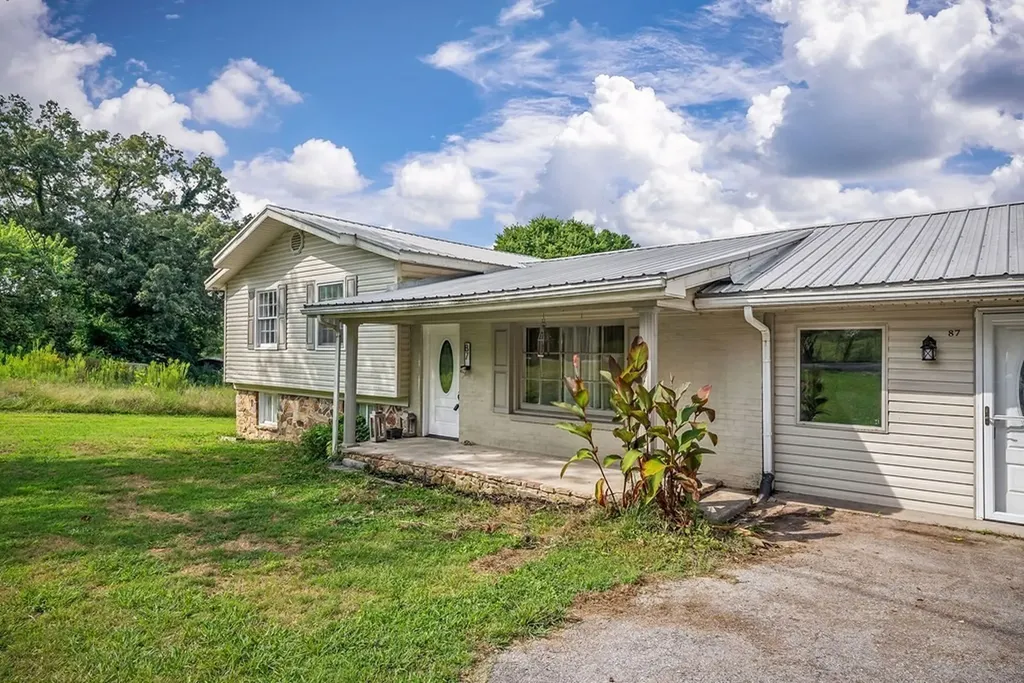 87 Camp Overton Road Rock Island TN 38581