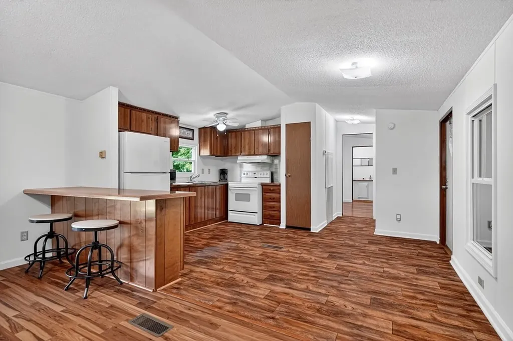 278 Aaron Pennington Lane Celina TN 38551
