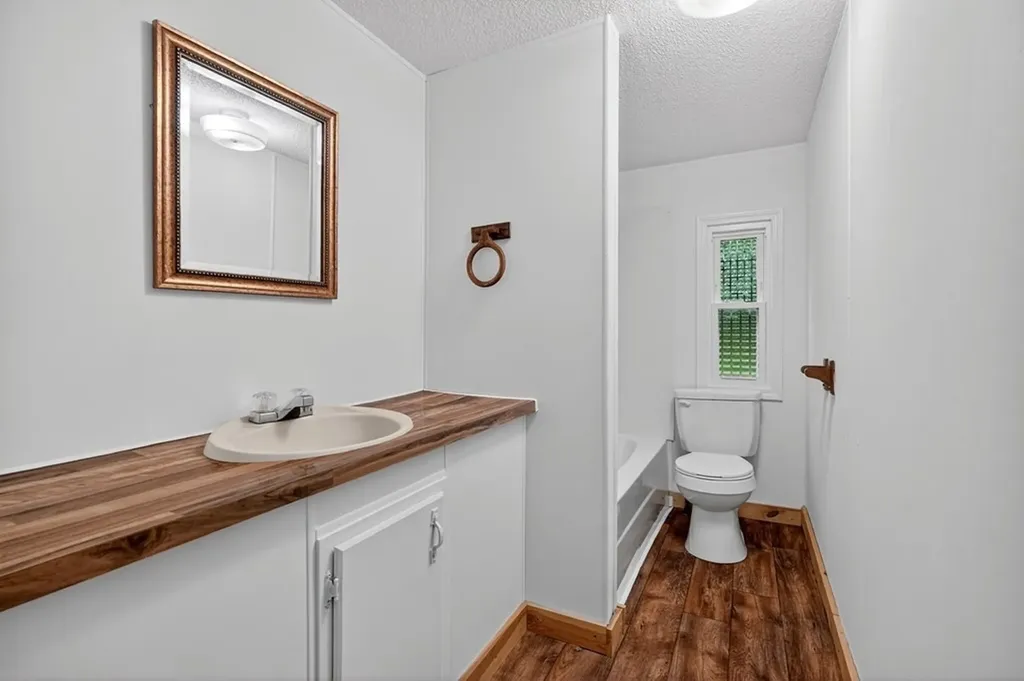 278 Aaron Pennington Lane Celina TN 38551