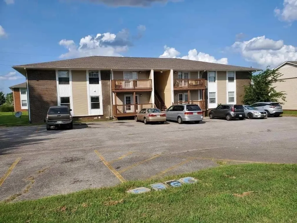 271 White Oak Road Clarksville TN 37040