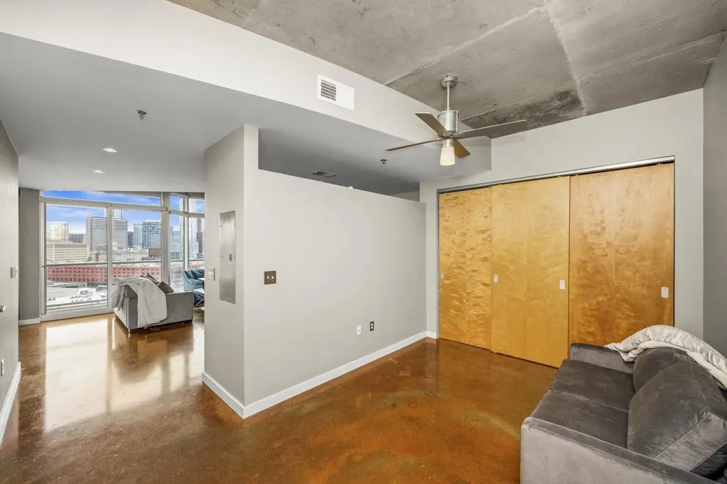 600 12th Ave, S Nashville TN 37203