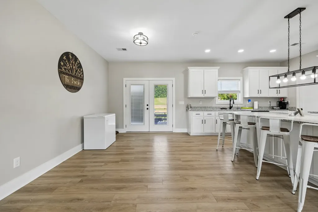 4353 New Harmony Road Hartsville TN 37074