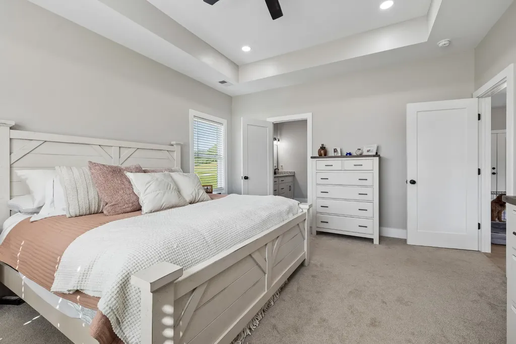 4353 New Harmony Road Hartsville TN 37074