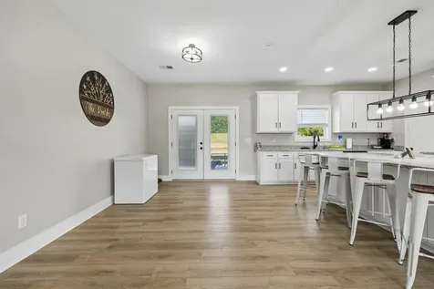 4353 New Harmony Road Hartsville TN 37074