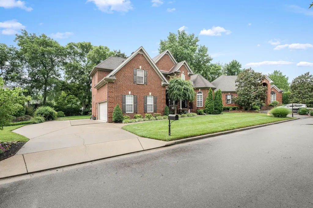 2247 Haddington Circle Murfreesboro TN 37130