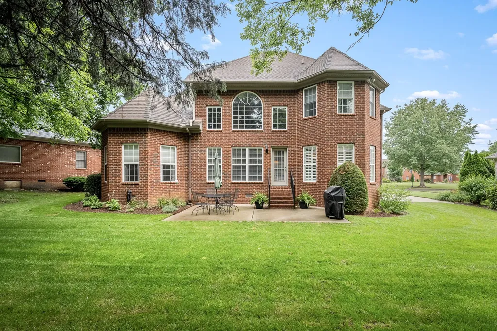 2247 Haddington Circle Murfreesboro TN 37130