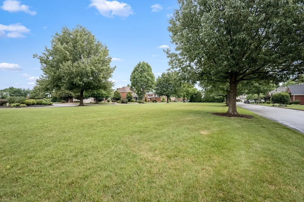2247 Haddington Circle Murfreesboro TN 37130